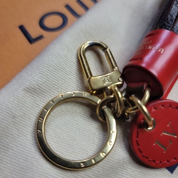 Louis Vuitton Leather Tassel Keychain In EUC FULL INCLUSION - Picture 5 of 7